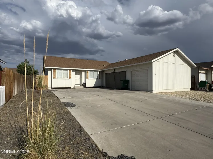 718 Hastings, Fernley, Nevada 89408, 3 Bedrooms Bedrooms, ,2 BathroomsBathrooms,Residential,Residential,Hastings,0,260010331