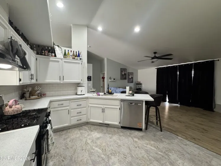 718 Hastings, Fernley, Nevada 89408, 3 Bedrooms Bedrooms, ,2 BathroomsBathrooms,Residential,Residential,Hastings,0,260010331