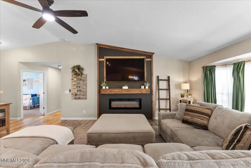 457 Meagan, Spanish Springs, Nevada 89436, 3 Bedrooms Bedrooms, ,3 BathroomsBathrooms,Residential,Residential,Meagan,0,260010332
