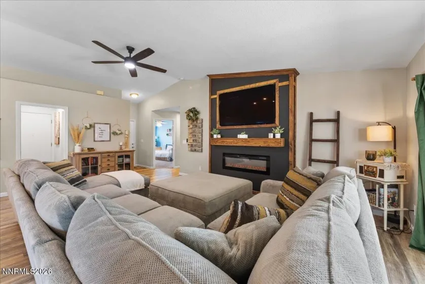 457 Meagan, Spanish Springs, Nevada 89436, 3 Bedrooms Bedrooms, ,3 BathroomsBathrooms,Residential,Residential,Meagan,0,260010332