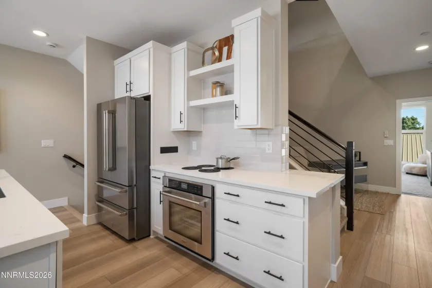 3818 Lakeside, Reno, Nevada 89509, 2 Bedrooms Bedrooms, ,3 BathroomsBathrooms,Residential,Residential,Lakeside,0,260010335