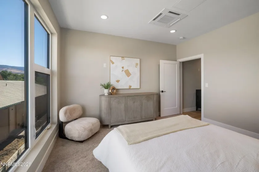 3812 Lakeside, Reno, Nevada 89509, 3 Bedrooms Bedrooms, ,4 BathroomsBathrooms,Residential,Residential,Lakeside,0,260010336