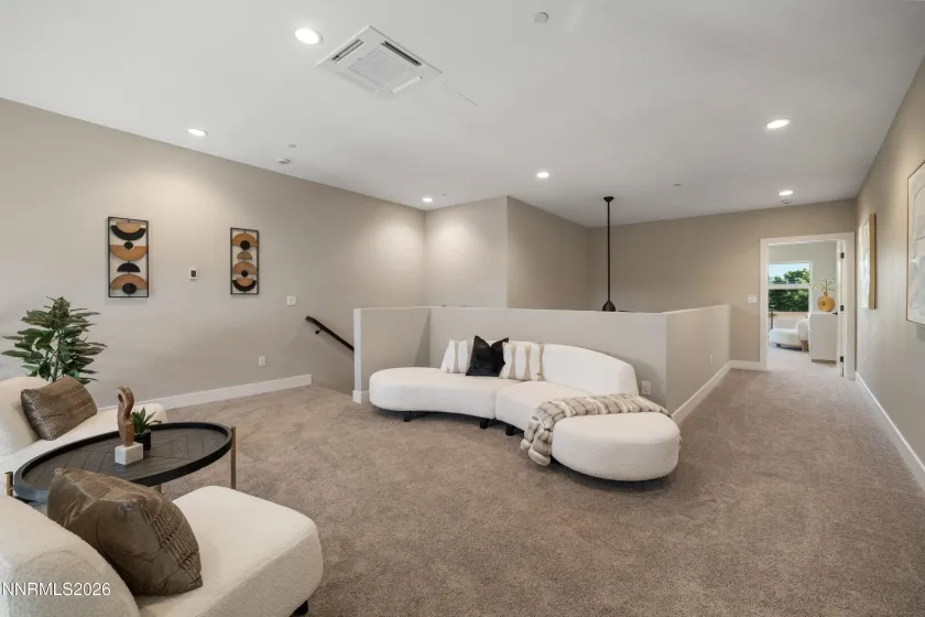 3812 Lakeside, Reno, Nevada 89509, 3 Bedrooms Bedrooms, ,4 BathroomsBathrooms,Residential,Residential,Lakeside,0,260010336