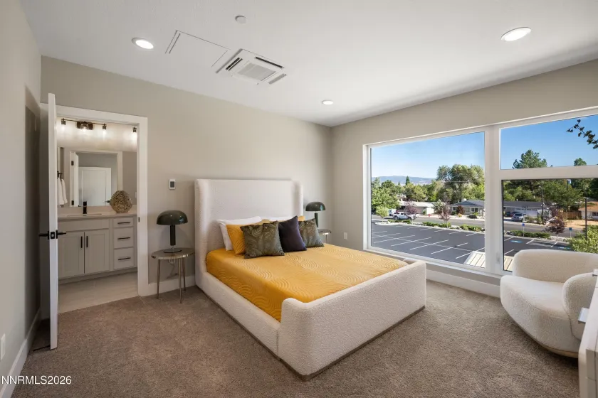 3812 Lakeside, Reno, Nevada 89509, 3 Bedrooms Bedrooms, ,4 BathroomsBathrooms,Residential,Residential,Lakeside,0,260010336