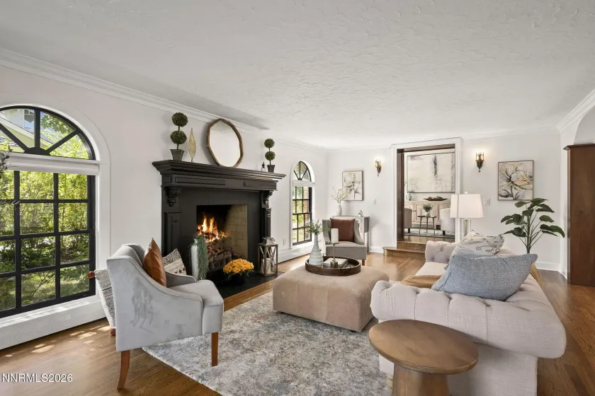 581 Ridge, Reno, Nevada 89501, 4 Bedrooms Bedrooms, ,3 BathroomsBathrooms,Residential,Residential,Ridge,0,260010340