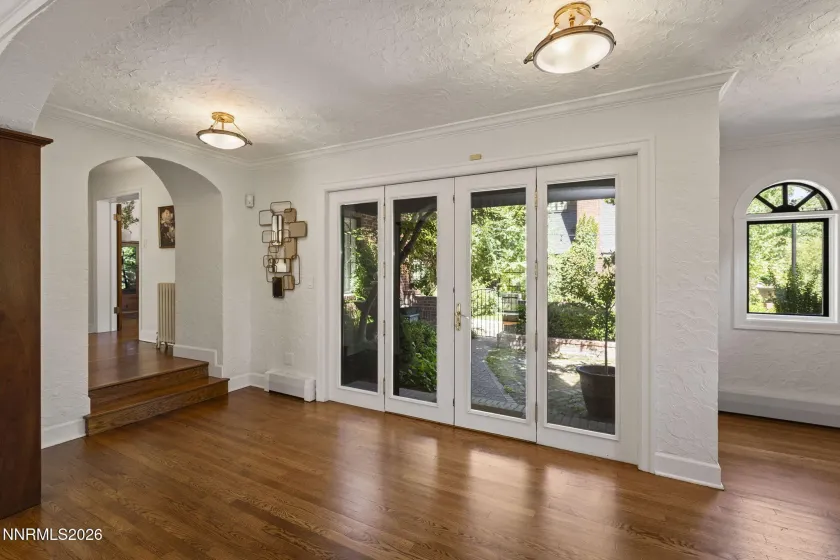 581 Ridge, Reno, Nevada 89501, 4 Bedrooms Bedrooms, ,3 BathroomsBathrooms,Residential,Residential,Ridge,0,260010340