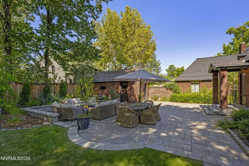 581 Ridge, Reno, Nevada 89501, 4 Bedrooms Bedrooms, ,3 BathroomsBathrooms,Residential,Residential,Ridge,0,260010340