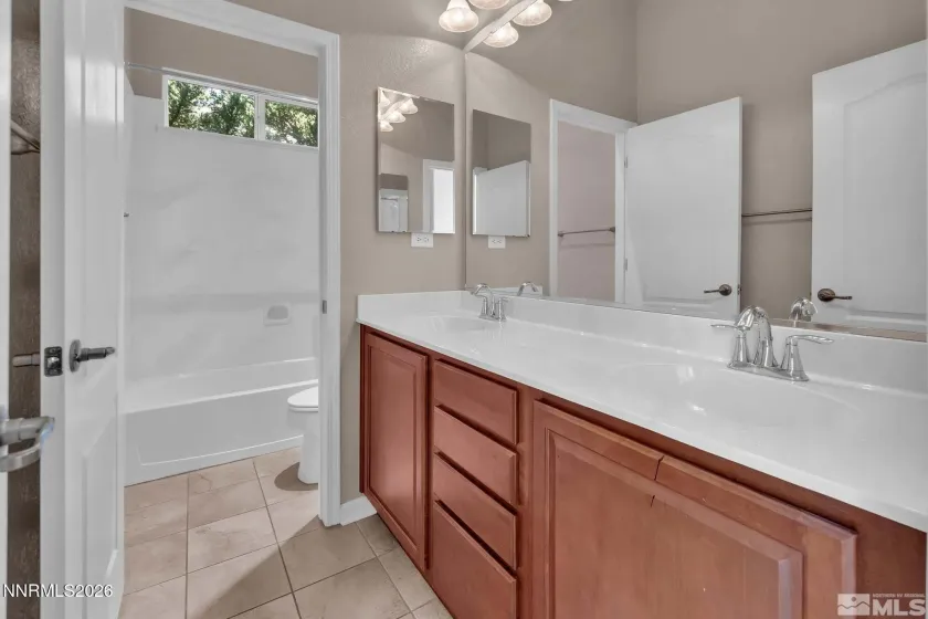 713 Sienna Park, Reno, Nevada 89512, 5 Bedrooms Bedrooms, ,3 BathroomsBathrooms,Residential,Residential,Sienna Park,0,260010342