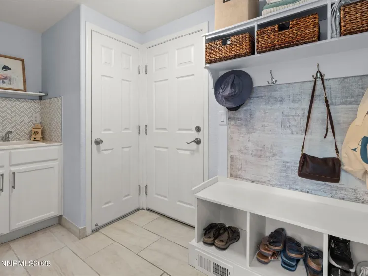 1812 Kodiak, Reno, Nevada 89511, 4 Bedrooms Bedrooms, ,3 BathroomsBathrooms,Residential,Residential,Kodiak,0,260010345