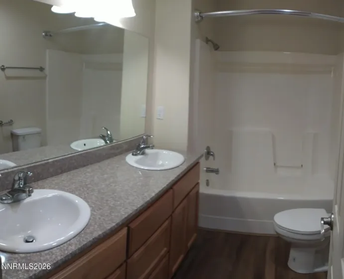 414 F, Sparks, Nevada 89431, ,Commercial Sale,Residential,F,0,260010353