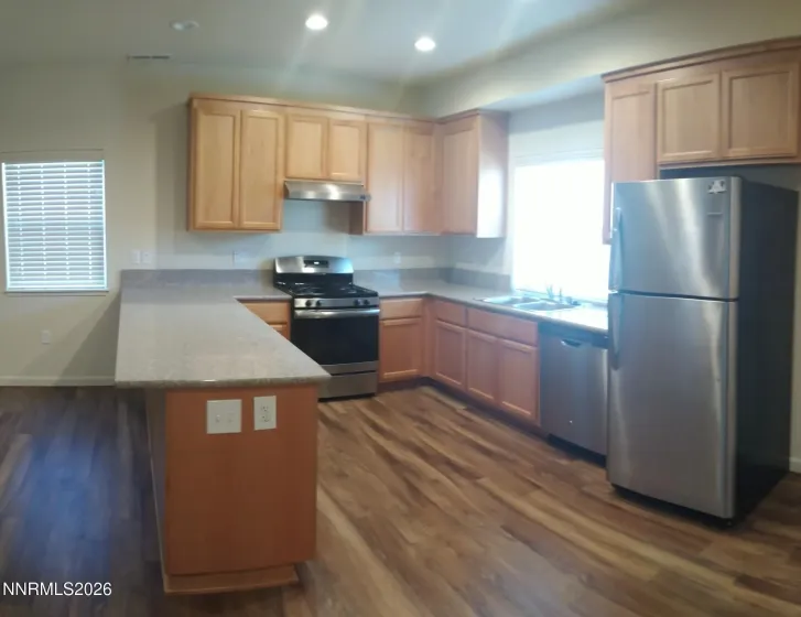414 F, Sparks, Nevada 89431, ,Commercial Sale,Residential,F,0,260010353