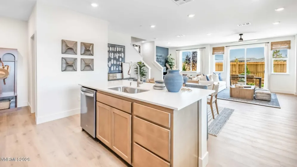1238 Rocket, Carson City, Nevada 89705, 3 Bedrooms Bedrooms, ,3 BathroomsBathrooms,Residential,Residential,Rocket,0,260010356