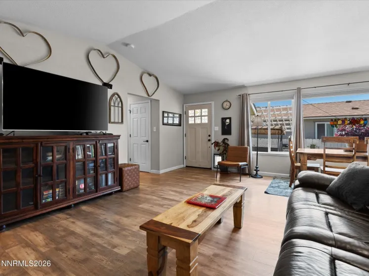 2910 Harding, Reno, Nevada 89503, 3 Bedrooms Bedrooms, ,2 BathroomsBathrooms,Residential,Residential,Harding,0,260010366