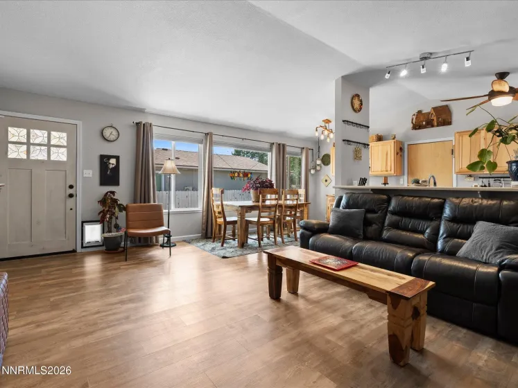 2910 Harding, Reno, Nevada 89503, 3 Bedrooms Bedrooms, ,2 BathroomsBathrooms,Residential,Residential,Harding,0,260010366