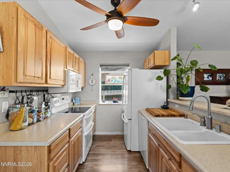 2910 Harding, Reno, Nevada 89503, 3 Bedrooms Bedrooms, ,2 BathroomsBathrooms,Residential,Residential,Harding,0,260010366