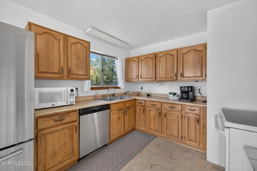 1101 Oro, Gardnerville, Nevada 89460, 3 Bedrooms Bedrooms, ,2 BathroomsBathrooms,Residential,Residential,Oro,0,260010361
