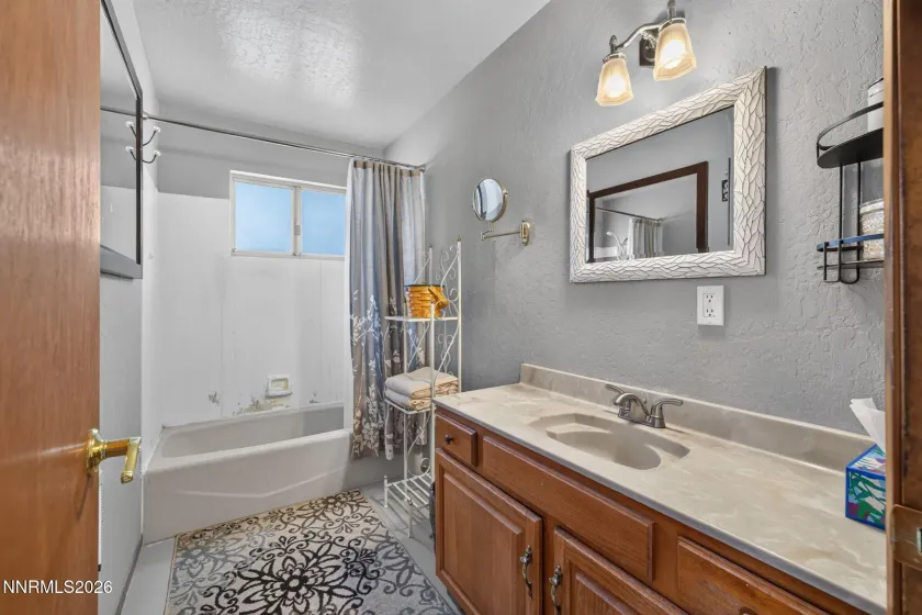 1101 Oro, Gardnerville, Nevada 89460, 3 Bedrooms Bedrooms, ,2 BathroomsBathrooms,Residential,Residential,Oro,0,260010361