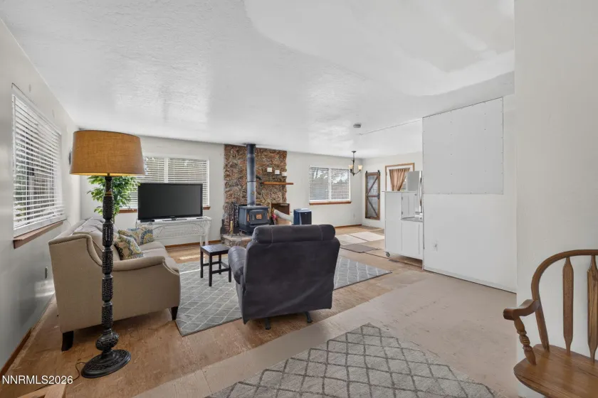 1101 Oro, Gardnerville, Nevada 89460, 3 Bedrooms Bedrooms, ,2 BathroomsBathrooms,Residential,Residential,Oro,0,260010361