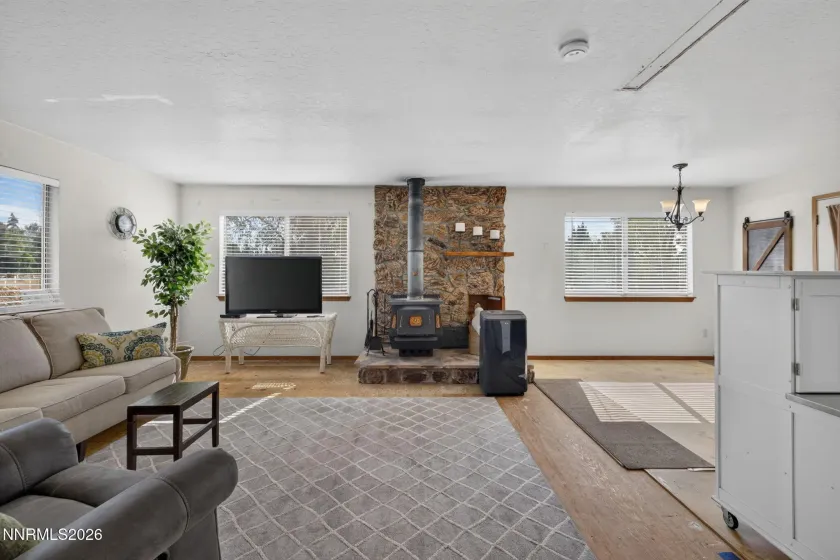 1101 Oro, Gardnerville, Nevada 89460, 3 Bedrooms Bedrooms, ,2 BathroomsBathrooms,Residential,Residential,Oro,0,260010361