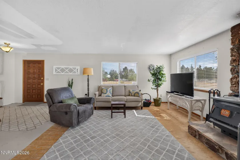 1101 Oro, Gardnerville, Nevada 89460, 3 Bedrooms Bedrooms, ,2 BathroomsBathrooms,Residential,Residential,Oro,0,260010361
