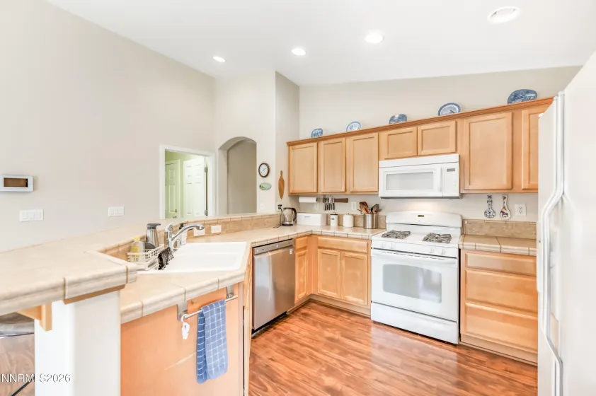 6930 Particles, Sparks, Nevada 89436, 3 Bedrooms Bedrooms, ,2 BathroomsBathrooms,Residential,Residential,Particles,0,260010373