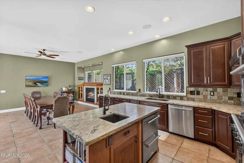 1839 Walnut, Carson City, Nevada 89703, 4 Bedrooms Bedrooms, ,4 BathroomsBathrooms,Residential,Residential,Walnut,0,260010383