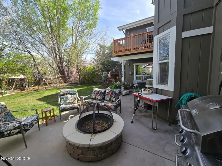 Backyard-Firepit