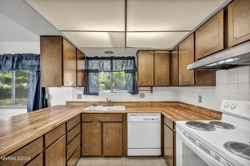153 Wagon, Reno, Nevada 89521, 3 Bedrooms Bedrooms, ,2 BathroomsBathrooms,Residential,Residential,Wagon,0,260010384