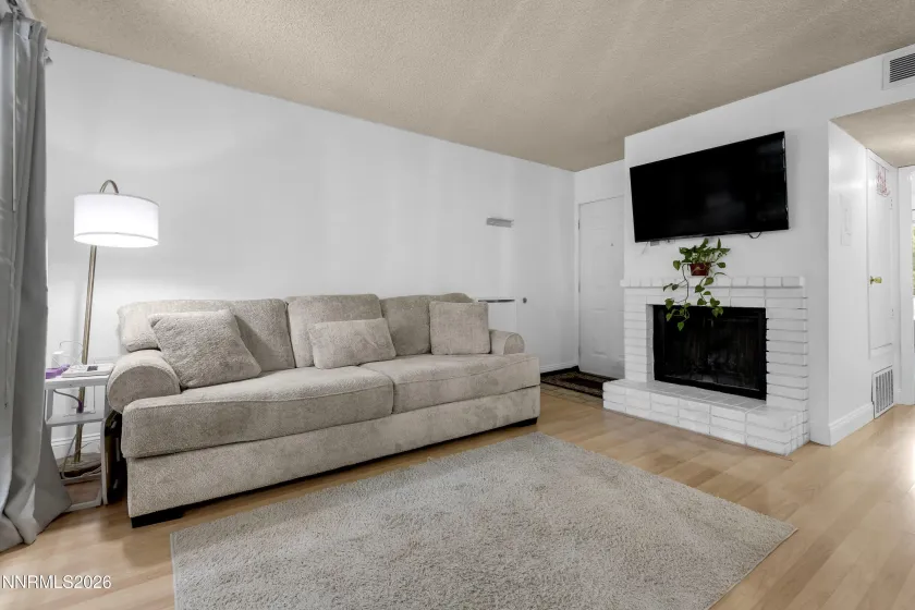 4692 Rio Poco, Reno, Nevada 89502, 1 Bedroom Bedrooms, ,1 BathroomBathrooms,Residential,Residential,Rio Poco,0,260010386