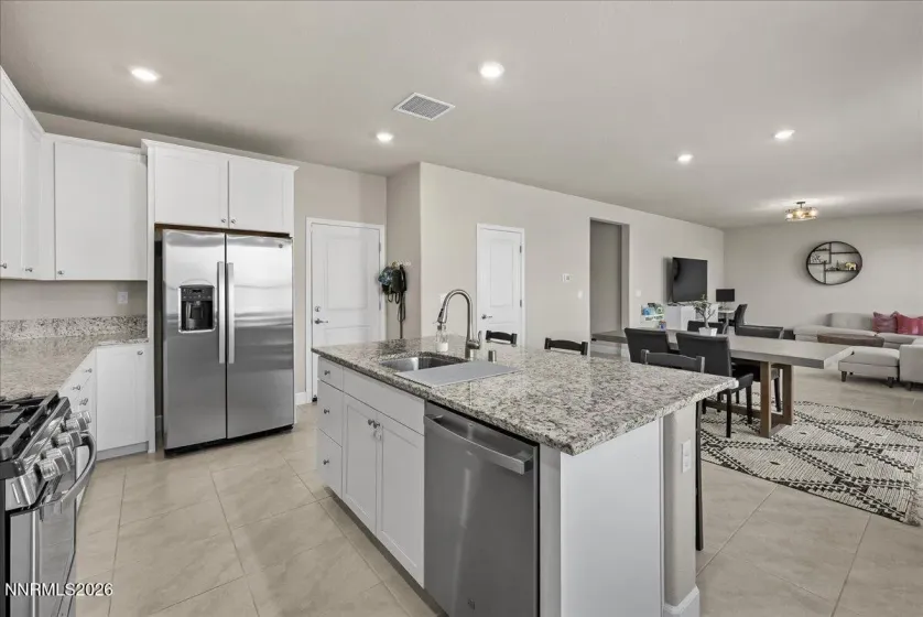 7101 Lemur Landing, Sparks, Nevada 89436, 4 Bedrooms Bedrooms, ,4 BathroomsBathrooms,Residential,Residential,Lemur Landing,0,260010388