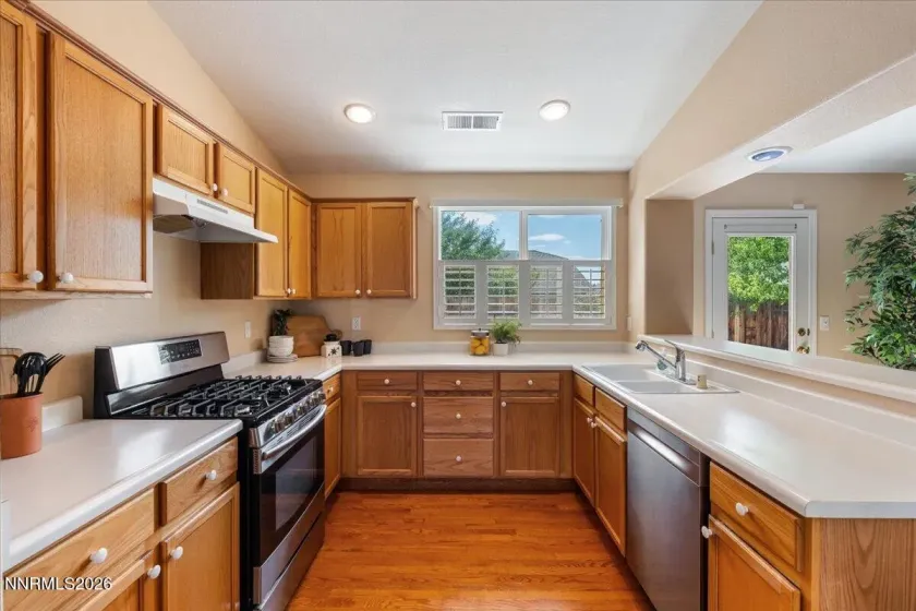 1315 Loma Verde, Reno, Nevada 89502, 2 Bedrooms Bedrooms, ,2 BathroomsBathrooms,Residential,Residential,Loma Verde,0,260010391