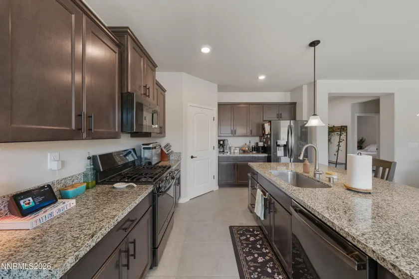 2070 Jordan Mdws, Spanish Springs, Nevada 89441, 3 Bedrooms Bedrooms, ,2 BathroomsBathrooms,Residential,Residential,Jordan Mdws,0,260010393