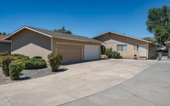 4240 Sherman, Carson City, Nevada 89706, 8 Bedrooms Bedrooms, ,1106 BathroomsBathrooms,Residential Income,Residential,Sherman,0,260010400