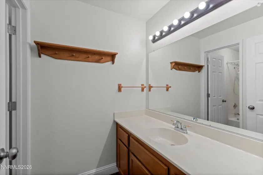 2424 Pinebrook, Carson City, Nevada 89701, 3 Bedrooms Bedrooms, ,3 BathroomsBathrooms,Residential,Residential,Pinebrook,0,260010402