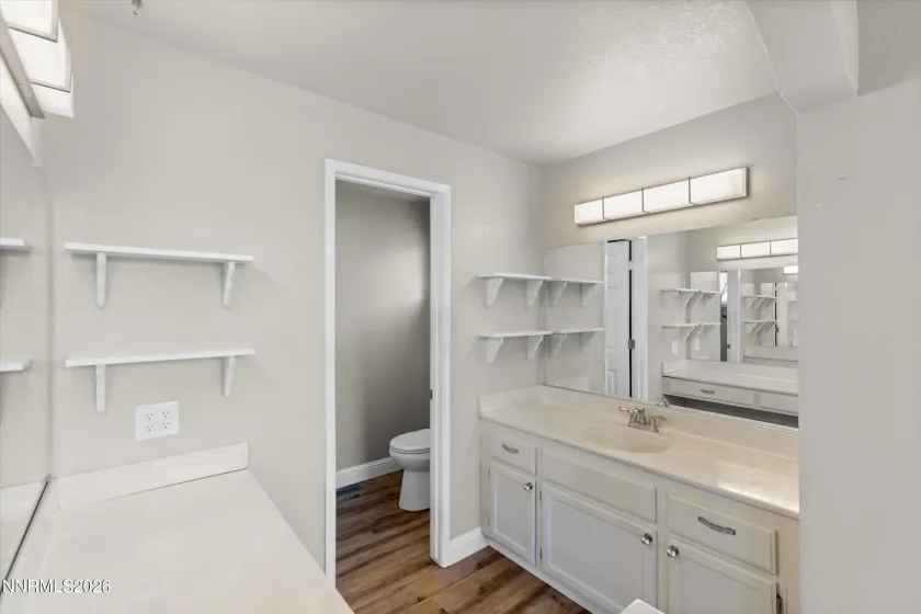 2424 Pinebrook, Carson City, Nevada 89701, 3 Bedrooms Bedrooms, ,3 BathroomsBathrooms,Residential,Residential,Pinebrook,0,260010402
