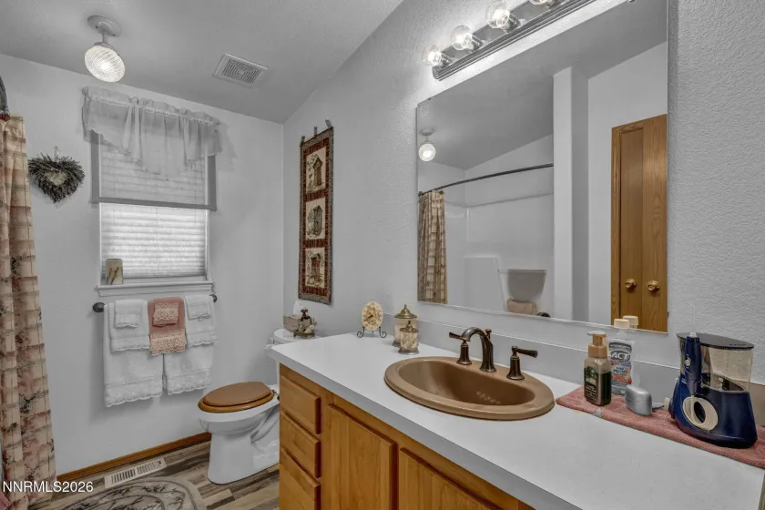 3000 Meridian, Lovelock, Nevada 89419, 3 Bedrooms Bedrooms, ,2 BathroomsBathrooms,Residential,Residential,Meridian,0,260010404