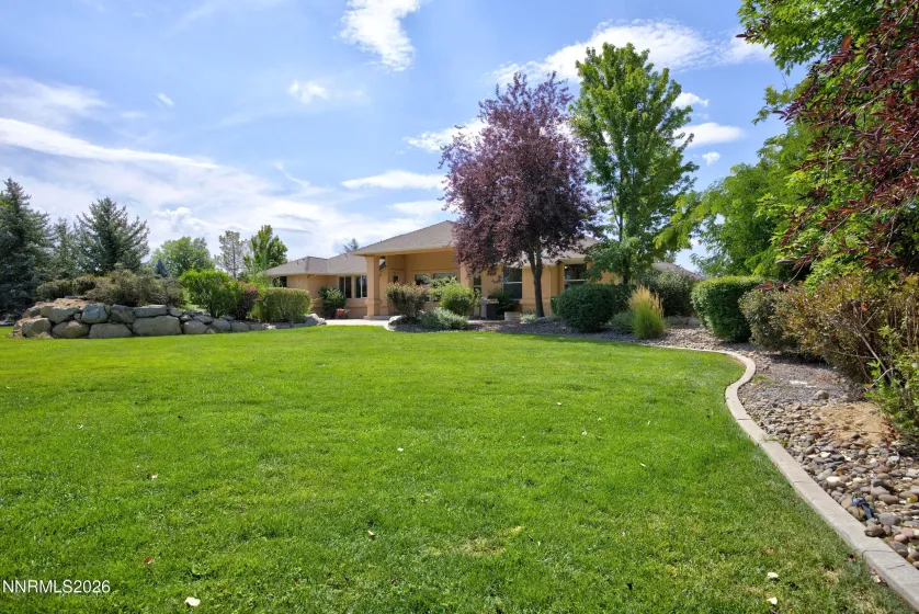1198 Sierra Vista, Gardnerville, Nevada 89460, 3 Bedrooms Bedrooms, ,3 BathroomsBathrooms,Residential,Residential,Sierra Vista,0,260010428