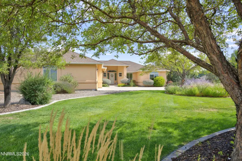1198 Sierra Vista, Gardnerville, Nevada 89460, 3 Bedrooms Bedrooms, ,3 BathroomsBathrooms,Residential,Residential,Sierra Vista,0,260010428