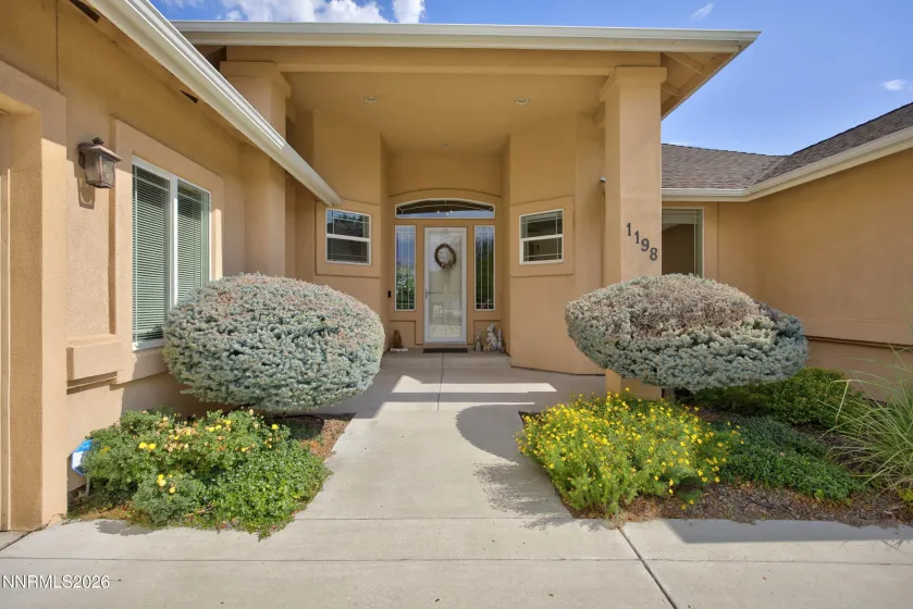 1198 Sierra Vista, Gardnerville, Nevada 89460, 3 Bedrooms Bedrooms, ,3 BathroomsBathrooms,Residential,Residential,Sierra Vista,0,260010428