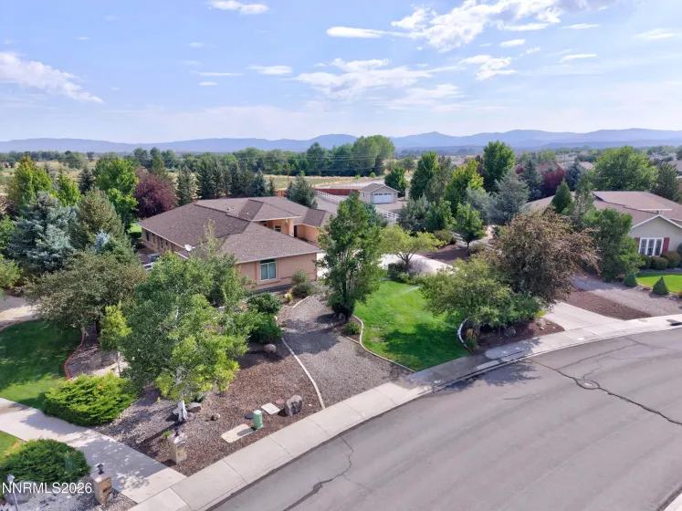 1198 Sierra Vista, Gardnerville, Nevada 89460, 3 Bedrooms Bedrooms, ,3 BathroomsBathrooms,Residential,Residential,Sierra Vista,0,260010428