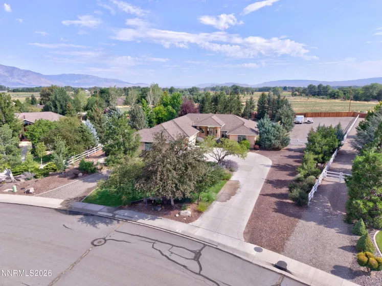 1198 Sierra Vista, Gardnerville, Nevada 89460, 3 Bedrooms Bedrooms, ,3 BathroomsBathrooms,Residential,Residential,Sierra Vista,0,260010428