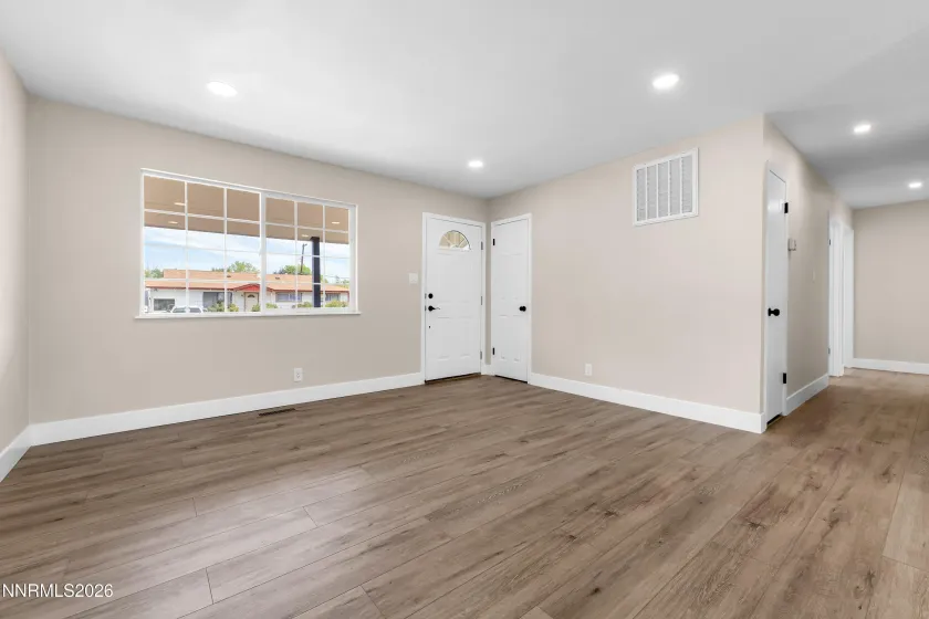 1585 Greenbrae, Sparks, Nevada 89431, 3 Bedrooms Bedrooms, ,2 BathroomsBathrooms,Residential,Residential,Greenbrae,0,260010431