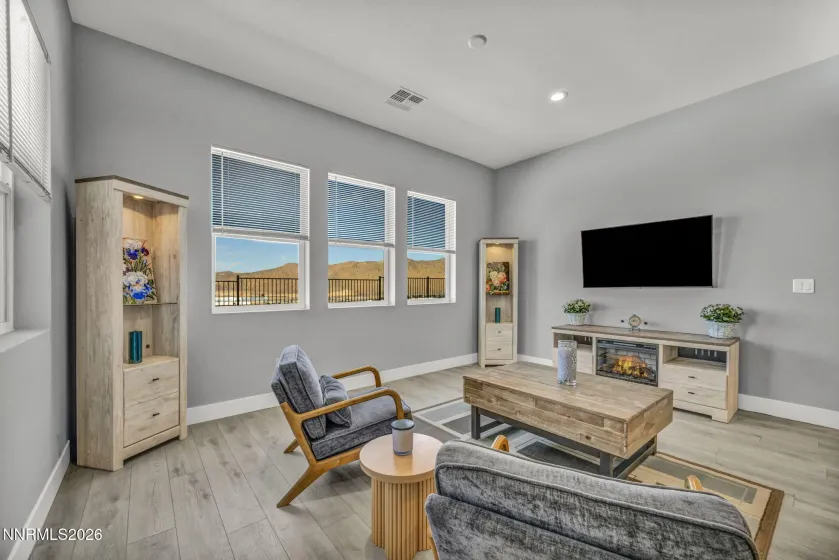 11599 Vinegar Peak, Spanish Springs, Nevada 89441, 5 Bedrooms Bedrooms, ,4 BathroomsBathrooms,Residential,Residential,Vinegar Peak,0,260010437