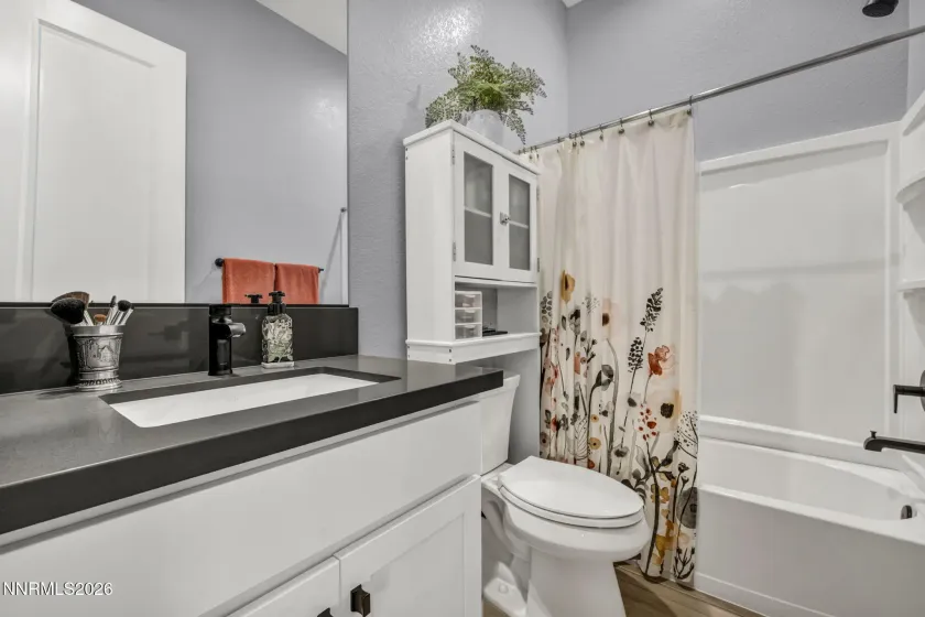 11599 Vinegar Peak, Spanish Springs, Nevada 89441, 5 Bedrooms Bedrooms, ,4 BathroomsBathrooms,Residential,Residential,Vinegar Peak,0,260010437