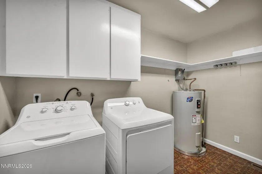 274 Beverly, Gardnerville, Nevada 89460, 3 Bedrooms Bedrooms, ,2 BathroomsBathrooms,Residential,Residential,Beverly,0,260010438