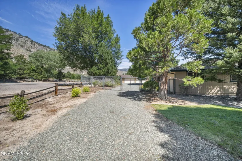 274 Beverly, Gardnerville, Nevada 89460, 3 Bedrooms Bedrooms, ,2 BathroomsBathrooms,Residential,Residential,Beverly,0,260010438