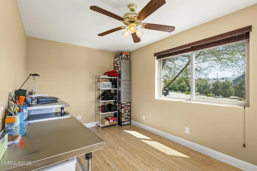 hobby room/office