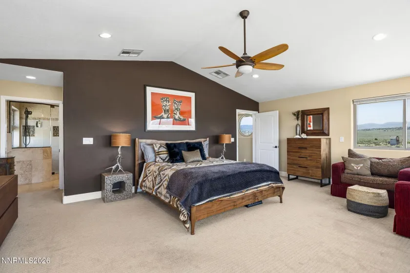 Upstairs primary bedroom