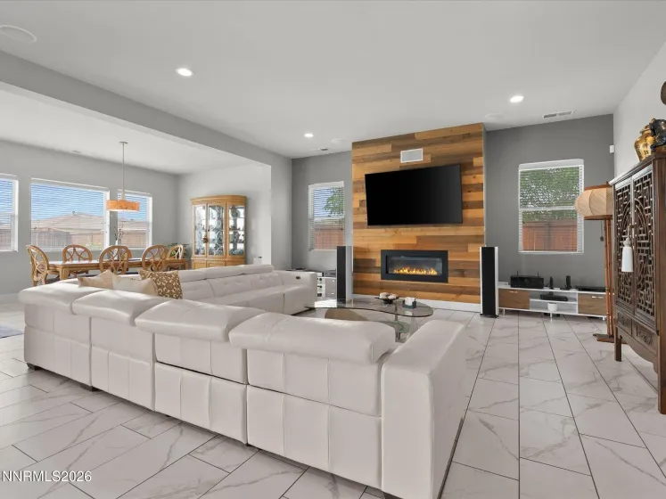 694 Raptor, Fernley, Nevada 89408, 3 Bedrooms Bedrooms, ,3 BathroomsBathrooms,Residential,Residential,Raptor,0,260010442