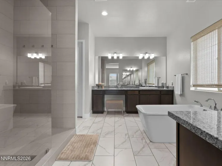 694 Raptor, Fernley, Nevada 89408, 3 Bedrooms Bedrooms, ,3 BathroomsBathrooms,Residential,Residential,Raptor,0,260010442